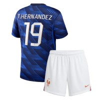 Stroje piłkarskie Francja Theo Hernandez #19 Koszulka Podstawowej dla dzieci MŚ 2026 Krótki Rękaw (+ szorty)